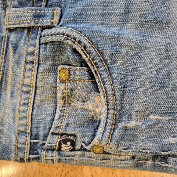 Mek Denim Gold Coast Distressed Bermuda Jean Short Size 30 - Picture 5 of 10